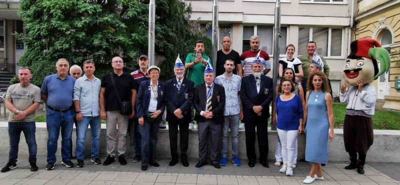 YAFEM ekibi Sırbistan’daki karnavalın onur konuğu oldu

