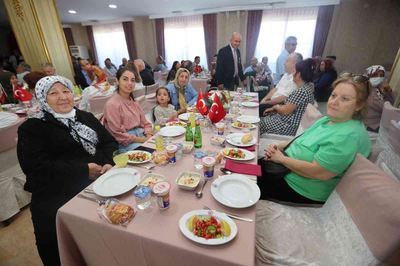 Eskişehir’de gaziler onuruna yemek programı düzenlendi

