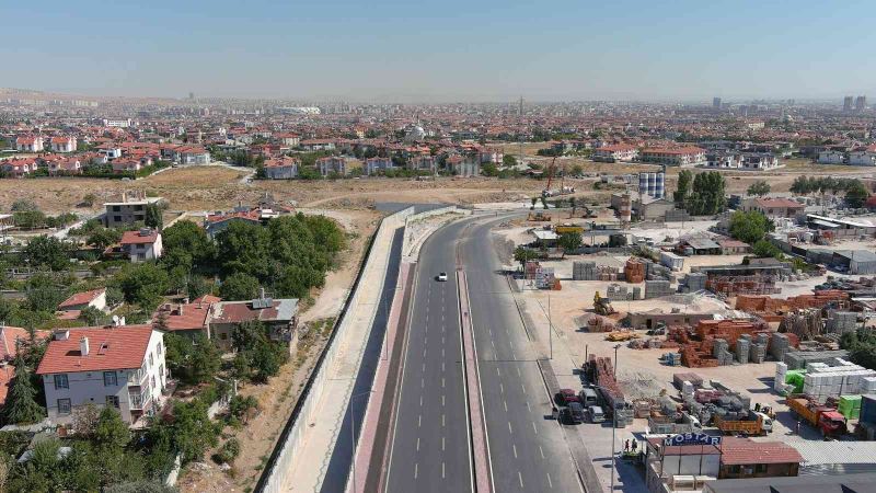 Konya’da Abdülhamid Han Caddesi köprüyle birinci ve ikinci etabı birbirine bağlanıyor
