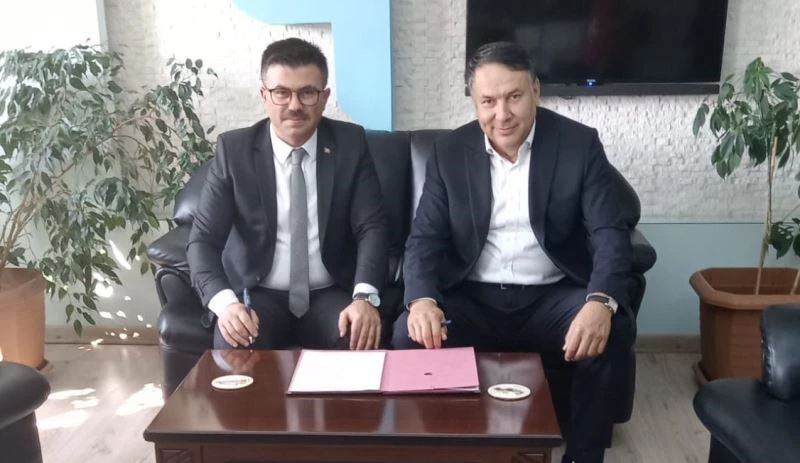 Toplum yararına Gençlik Spor Müdürlüğünde çalışacaklar
