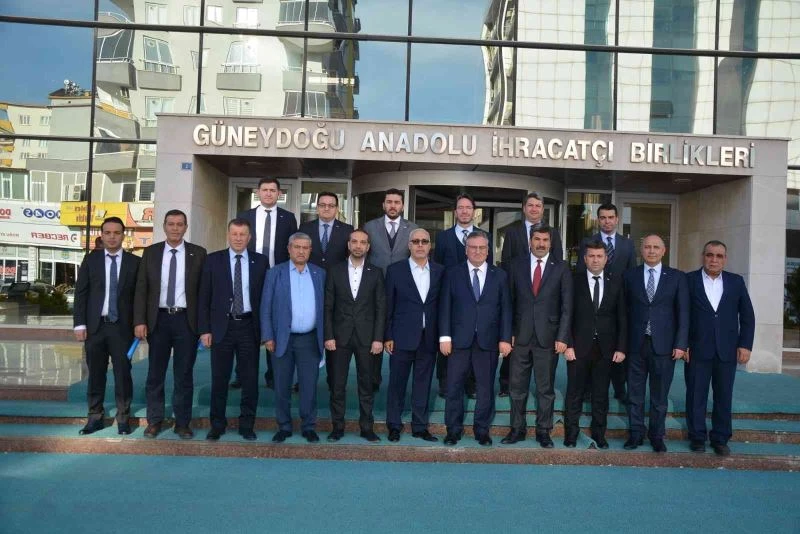 Halı ihracatının yıldızlarına ödül yağacak
