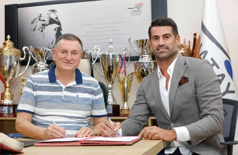 Volkan Demirel resmen Hatayspor’da
