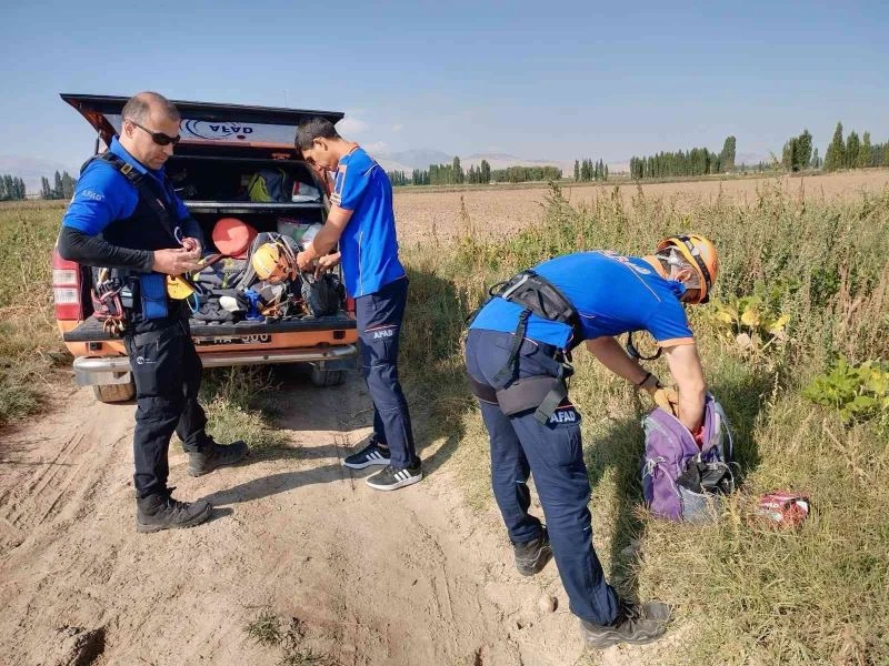 Su kuyusuna düşen av köpeğini AFAD kurtardı
