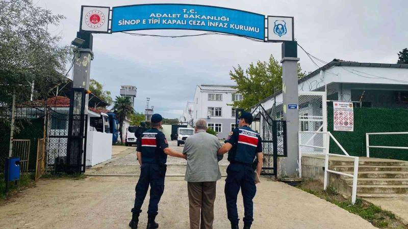 Sinop’ta hırsızlıktan 24 yıl hükümlü şahıs yakalandı
