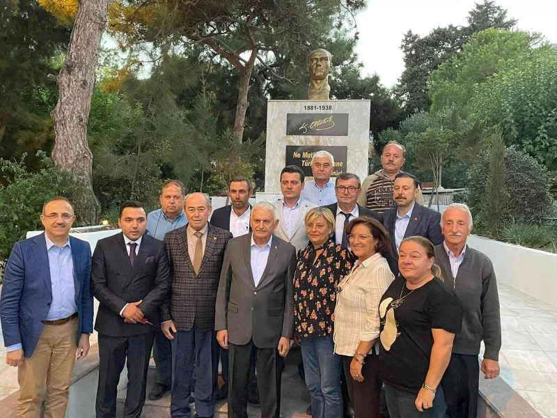 Binali Yıldırım’dan Karaburun ziyareti
