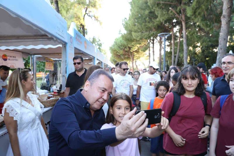 Antalya Food Fest, gastronomi dünyasına ışık tutuyor
