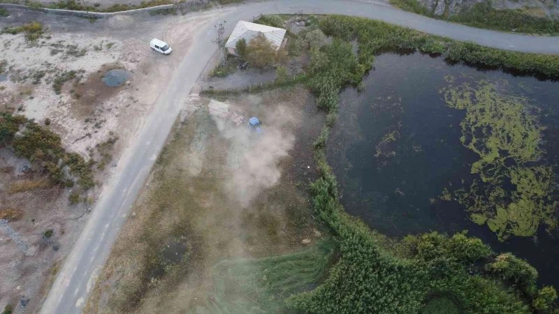 Ağrı Dağı eteklerinde çiftçiler kış hazırlıklarını sürdürüyor
