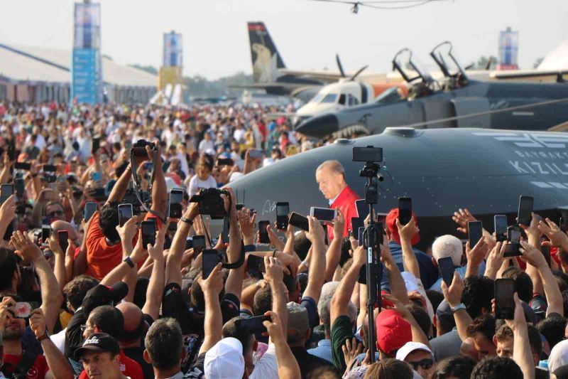Cumhurbaşkanı Erdoğan: “Her bakımdan güçlü olmak mecburiyetindeyiz, aksi halde bizi Suriye ve Ukrayna’dan beter ederler”
