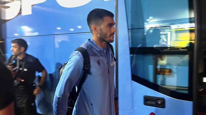 Trabzonspor kafilesi yeni transferi Maxi Gomez ile geldi
