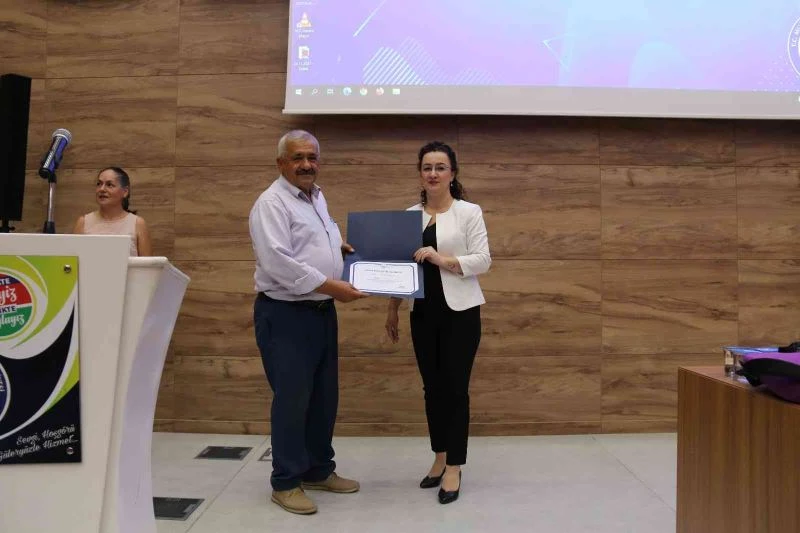 Büyükşehir muhtarlara yönelik eğitimlerini sürdürüyor
