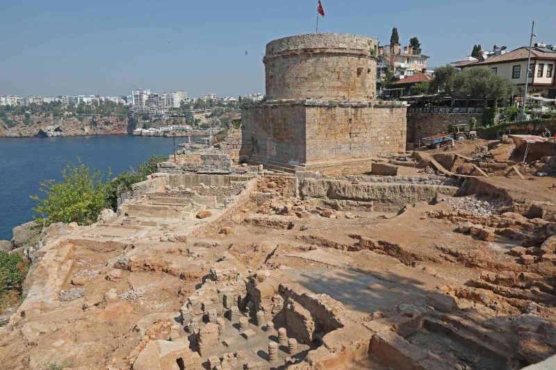 Hıdırlık Kulesi’nde arkeolojik kazılarda sona yaklaşıldı
