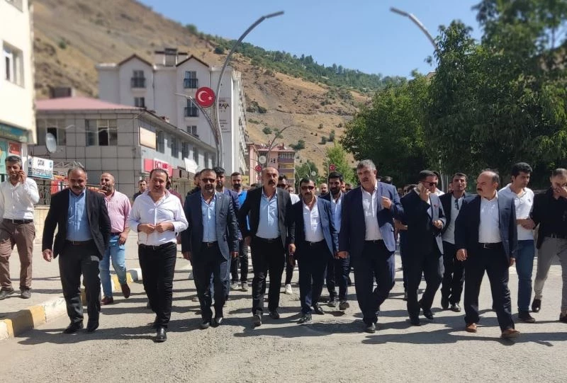 Gravi aşiretine mensup gençler Çatak’ta buluştu
