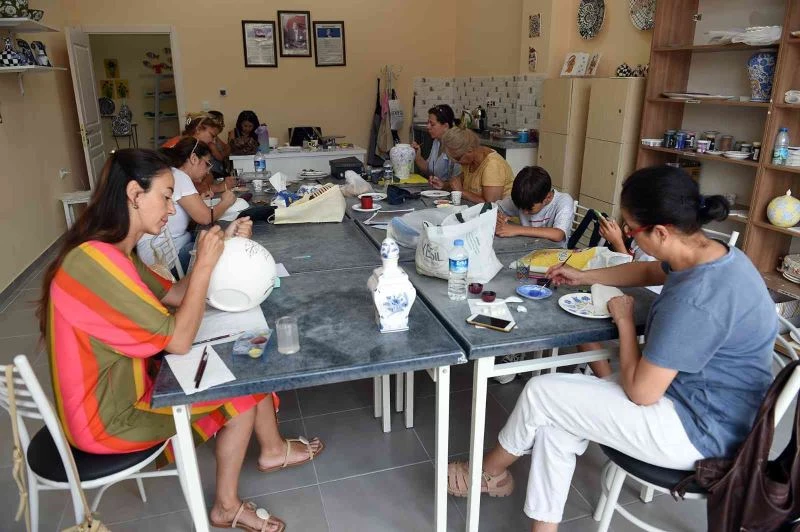 Kadınların emeği sanat eserlerine dönüşüyor
