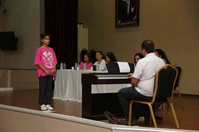 Belediye konservatuarına girebilmek için bin 531 kişi ter döktü
