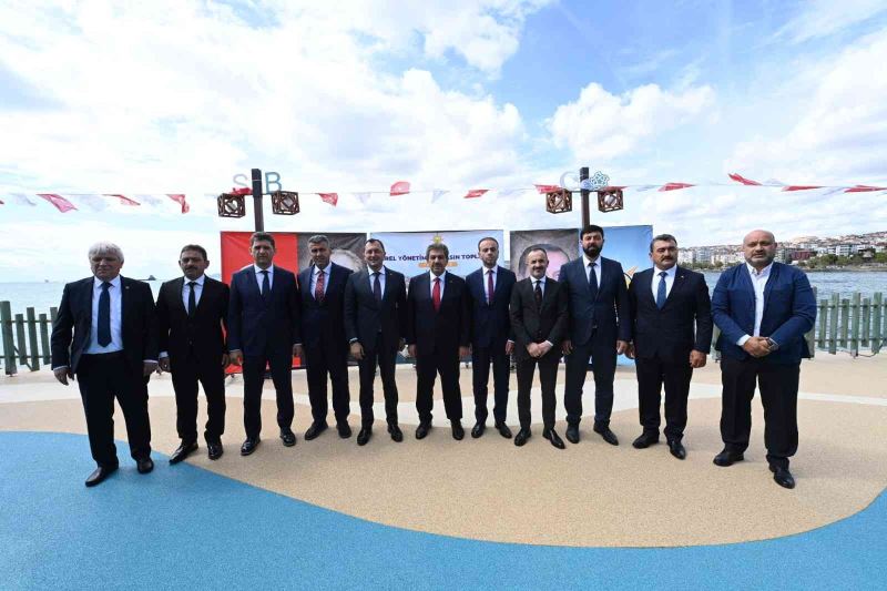 11 AK Partili Grup Başkanvekillerinden 11 CHP’li Büyükşehir Başkanlarına: “Acziyet deklarasyonlarıyla’ bahane üretmeye devam etmektedir”
