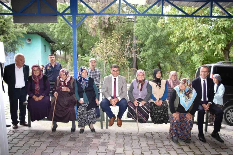 Vali Fuat Gürel, köylülerle bir araya geldi
