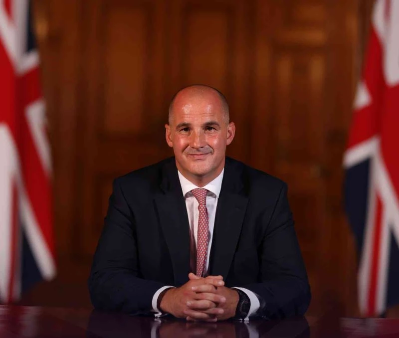 İngiltere hükümetinin yeni kabinesi belli oldu
