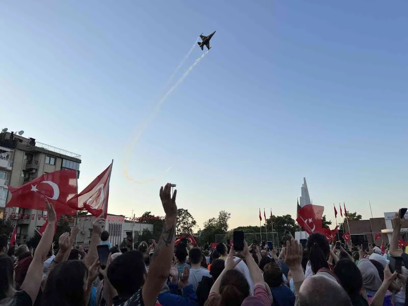 Manisa’da SOLOTÜRK gösterisi nefes kesti
