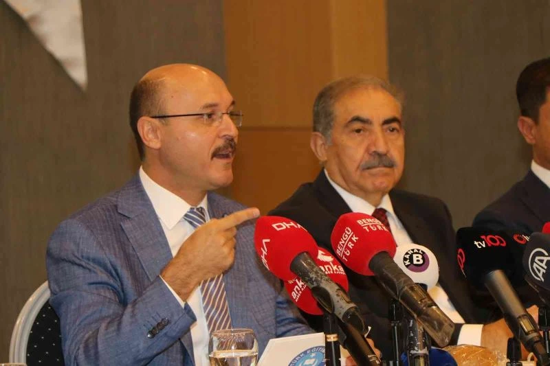 Türk Eğitim-Sen Genel Başkanı Geylan: “Sınavla kariyer planlaması yapmak öğretmenlerimizi gereksiz bir tartışmanın ortasına bırakıyor”
