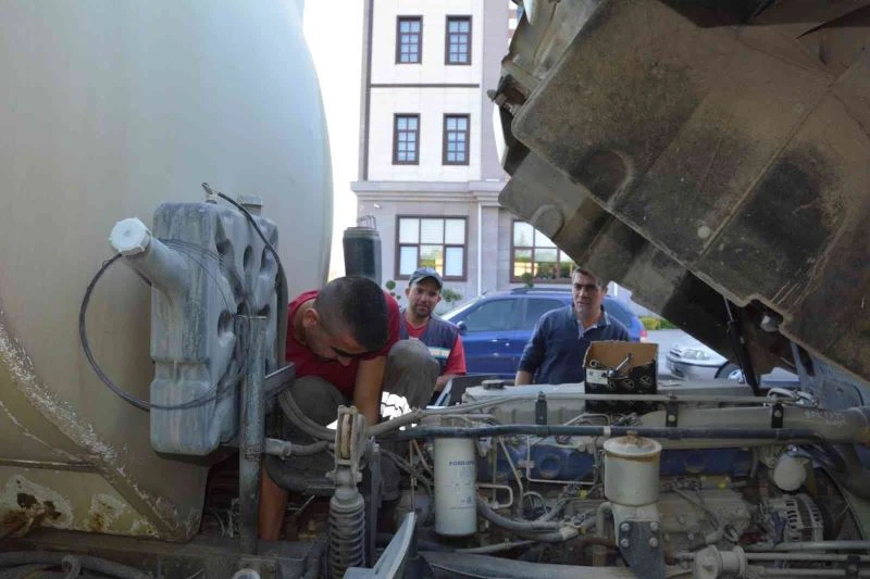 Akyurt Belediyesinde usta eller üretiyor
