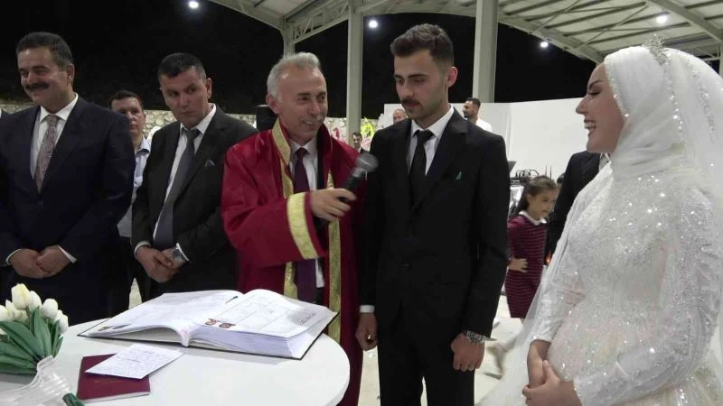 Coğrafi işaretli bamya düğün takısı oldu
