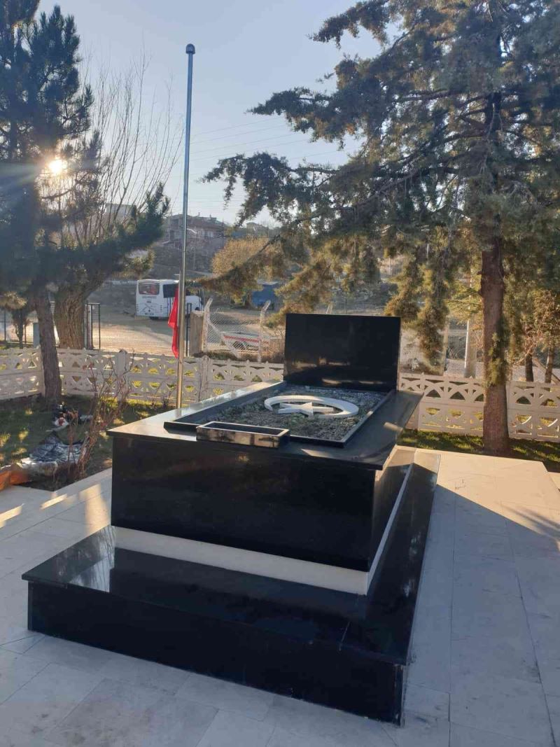Kurtuluş Savaşı şehidi Çeçeli Kara Murat’ın mezarı yenilendi
