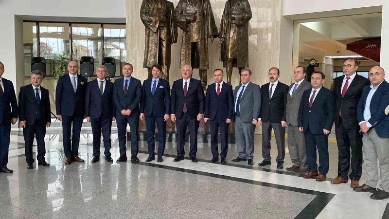 Yargıtay Birinci Başkanı Mehmet Akarca, Bakırköy Cumhuriyet Başsavcısı Hüseyin Gümüş’ü ziyaret etti
