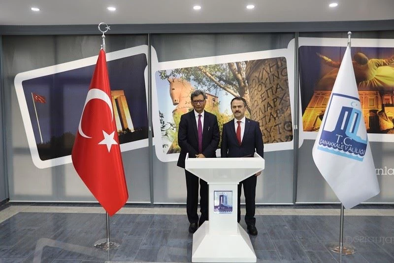 Hindistan’ın Ankara Büyükelçisi Virander Paul, Vali İlhami Aktaş’ı ziyaret etti
