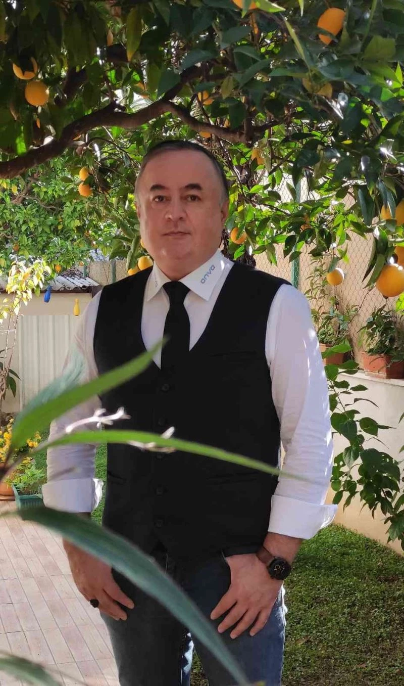 Teknik Direktör Engin Fırat ve Hakan Çalhanoğlu FIFA En iyiler oylamasında