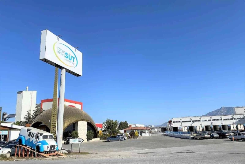 Tarım Kredi Süt Ürünleri fabrikasındaki kazada ağır yaralanan işçi İzmir’e sevk edildi
