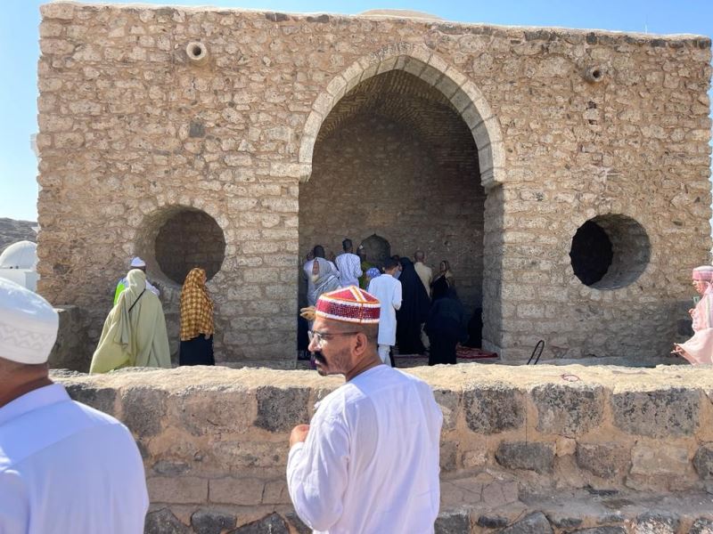 Suudi Arabistan, Medine’deki mübarek ziyaret mekanlarını tamir ediyor

