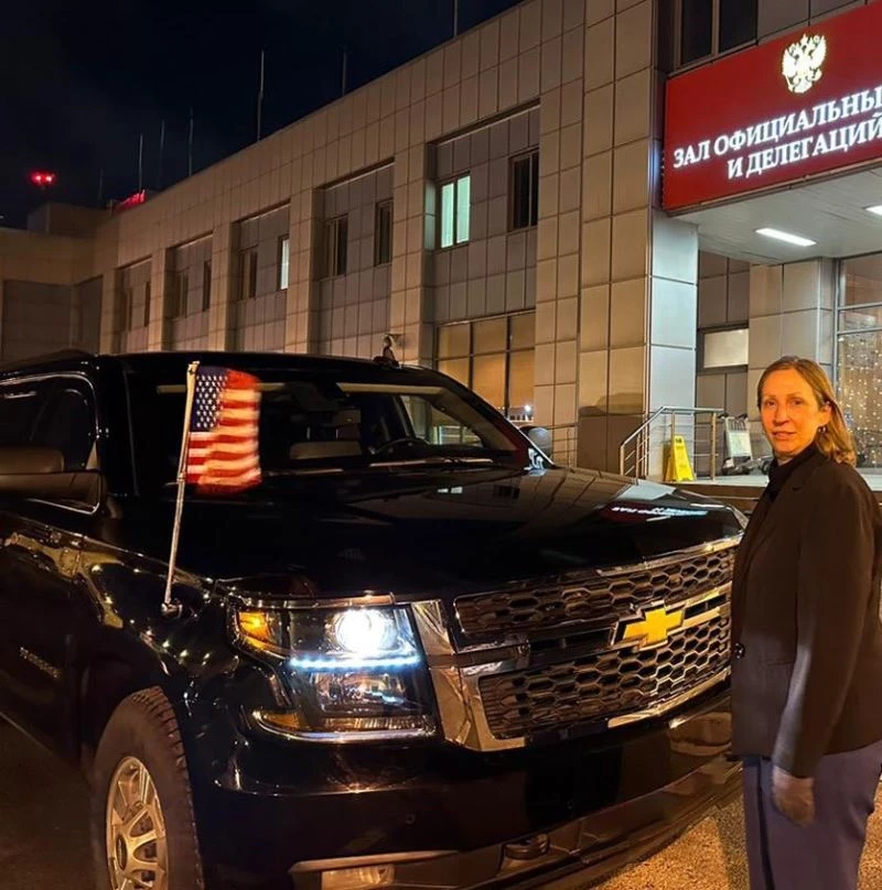 ABD’nin yeni Moskova Büyükelçisi Lynne Tracy, Moskova’ya ulaştı
