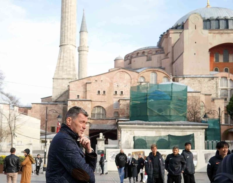 Michael Skibbe, takımı Sanfrecce Hiroshima ile İstanbul’u gezdi
