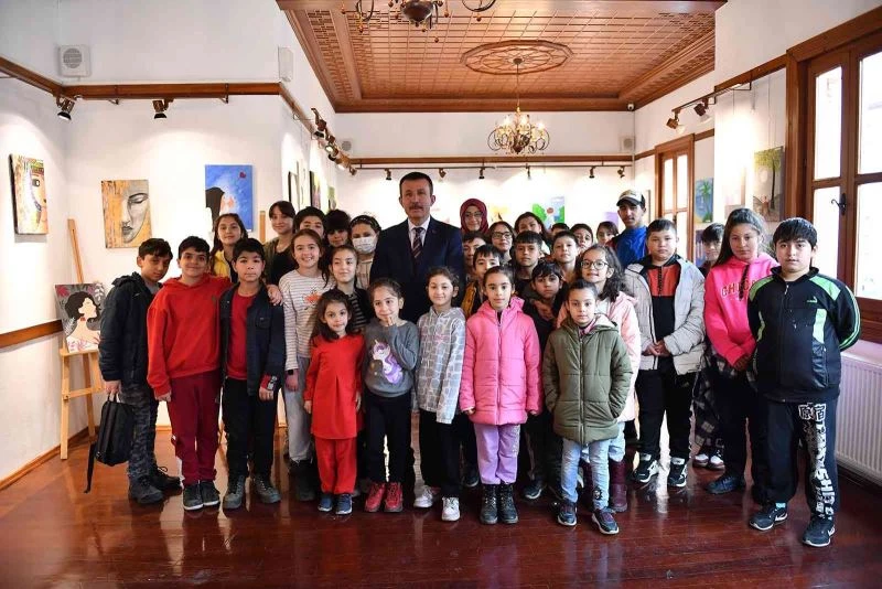 Altındağlı gençlerden resim sergisi
