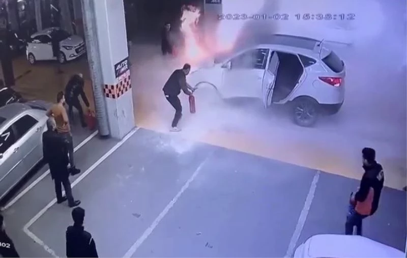 Ekspere getirilen arabanın motoru patladı, facianın eşiğinden dönüldü
