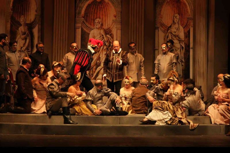MDOB, Rigoletto operasını sahneleyecek

