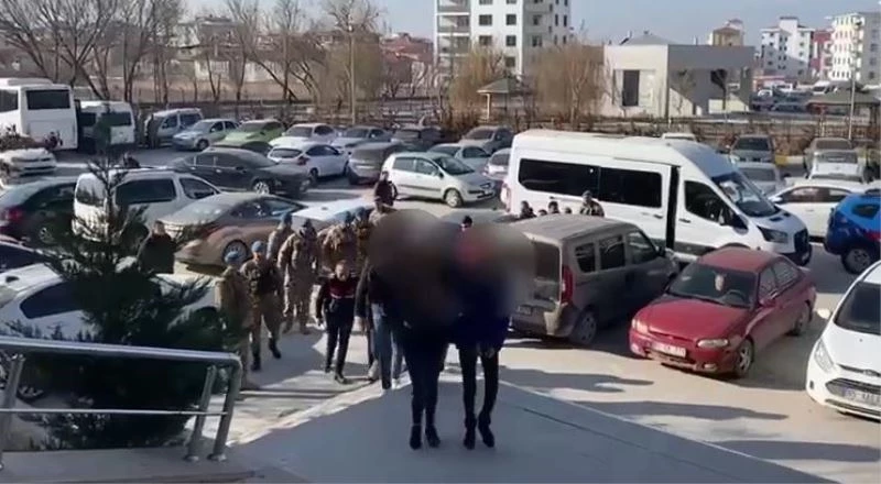 Van’da 12 adrese uyuşturucu operasyonu: 10 tutuklama
