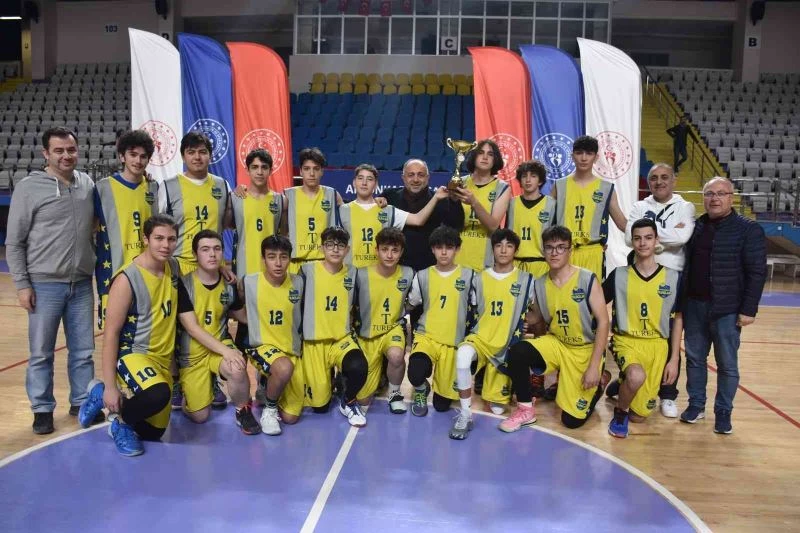 Afyon yıldızları namağlup şampiyon
