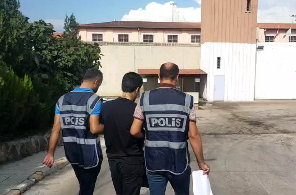Hırsızlık suçundan 7 yıl Hapis cezasıyla aranıyordu yakalandı