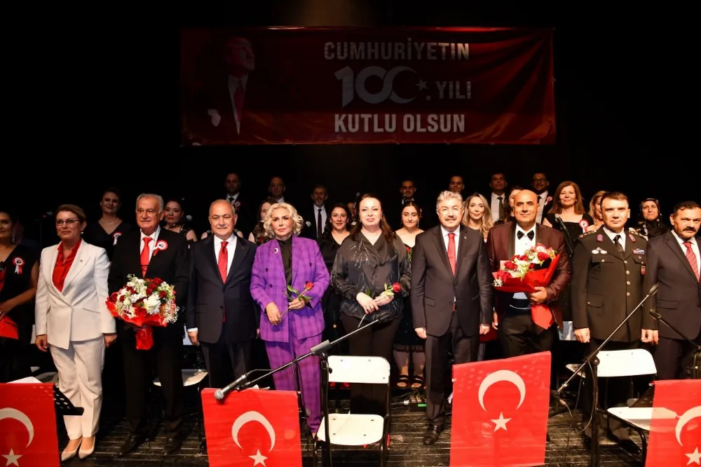 Osmaniye Musiki Derneği Belediye Korosundan “100. Yıl” Konseri 