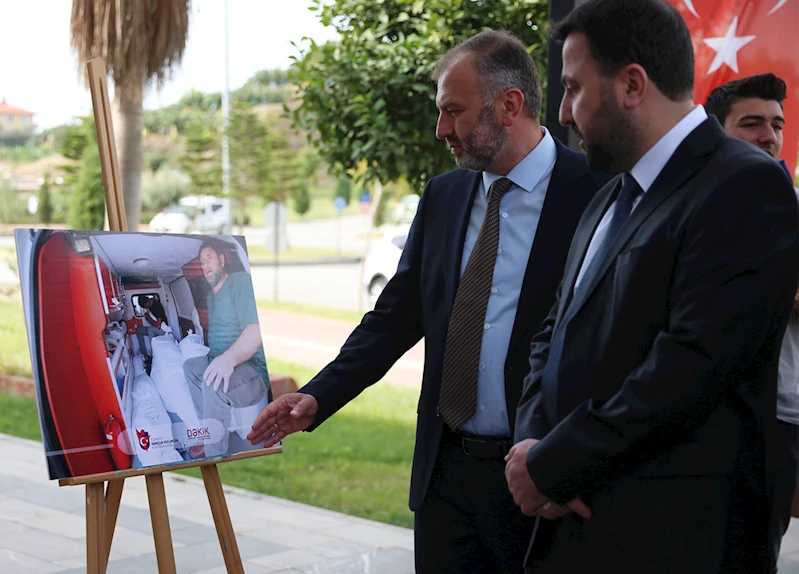 Filistinli öğrenciler ailelerinden gelen fotoğraflarla Alanya