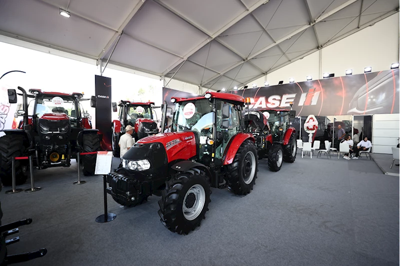 TürkTraktör ürettiği 3 traktörden 1