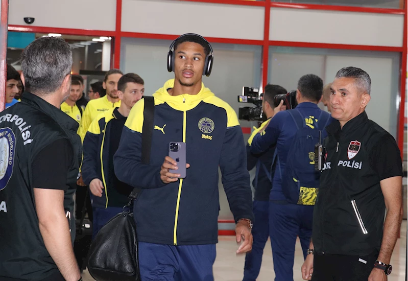 Fenerbahçe kafilesi Adana
