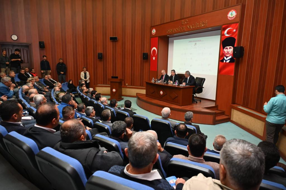 Osmaniye’de muhtarlara, “Yerinde Dönüşüm” anlatıldı