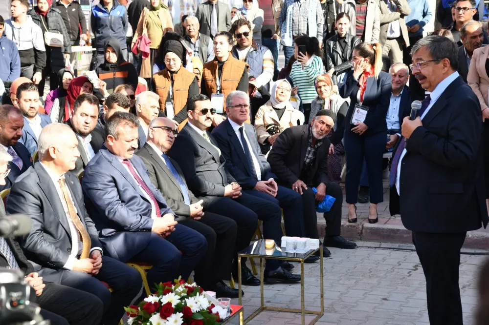 Osmaniye Kitap Fuarı Açıldı