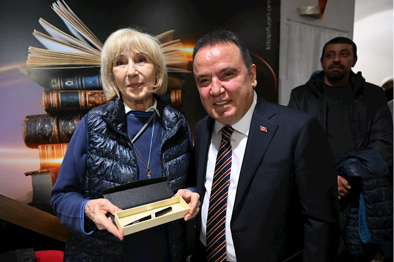 13. Antalya Kitap Fuarı ilgi görüyor