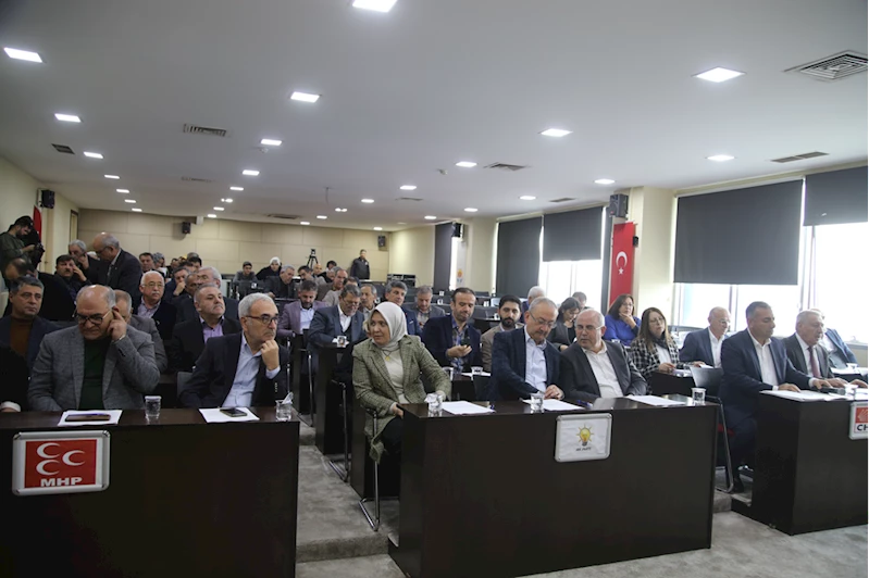 Adana Büyükşehir Belediyesi aralık ayı meclis toplantısının ikinci oturumu yapıldı