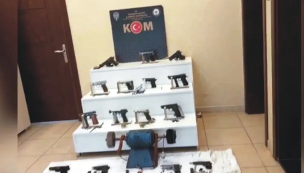 Osmaniye’de silah ve mühimmat kaçakçılığı operasyonu: 13 gözaltı 