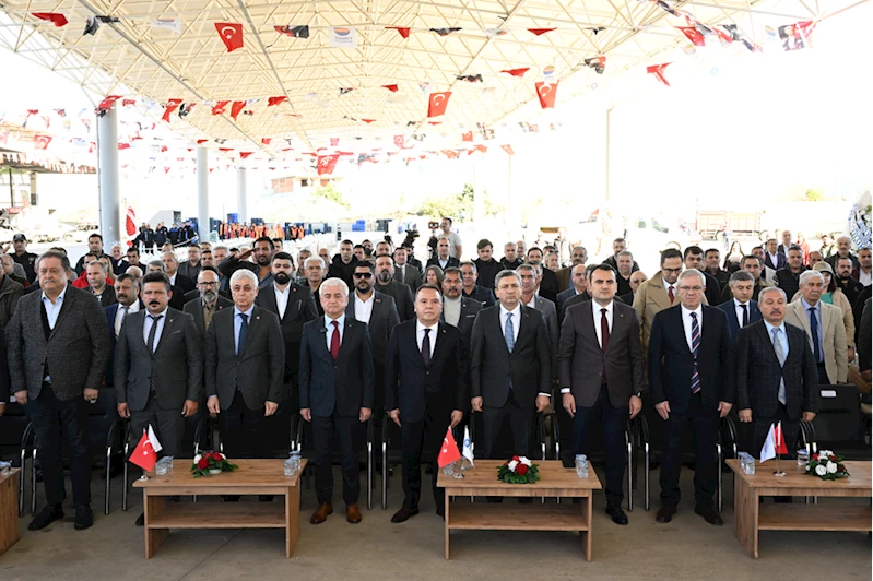 Finike toptancı halinde yeni sezon başladı