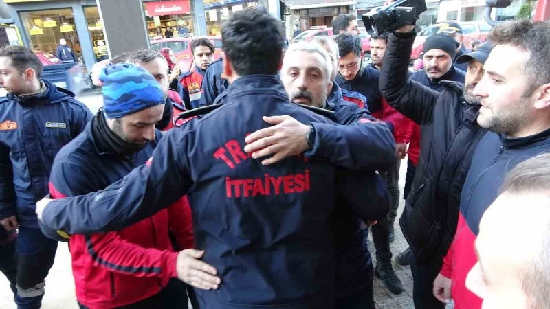 Deprem bölgesinde arama kurtarma çalışmalarına katılan ekip Trabzon’a döndü
